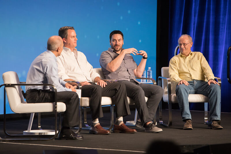 Art Landro Discusses Web Tech With Customers at SenchaCon 2016