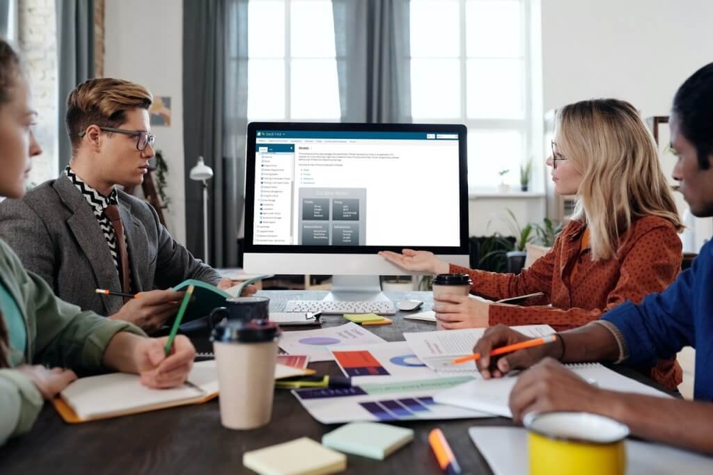 JavaScript Client Framework Has A Powerful Data Platform Model