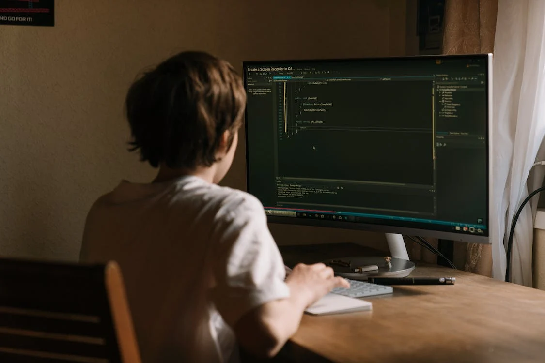 Develop Dynamic Web Applications